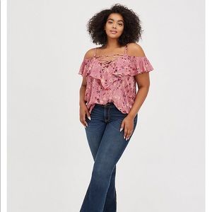 *TORRID* LACE-UP COLD SHOULDER BLOUSE - GEORGETTE FLORAL DUSTY ROSE
